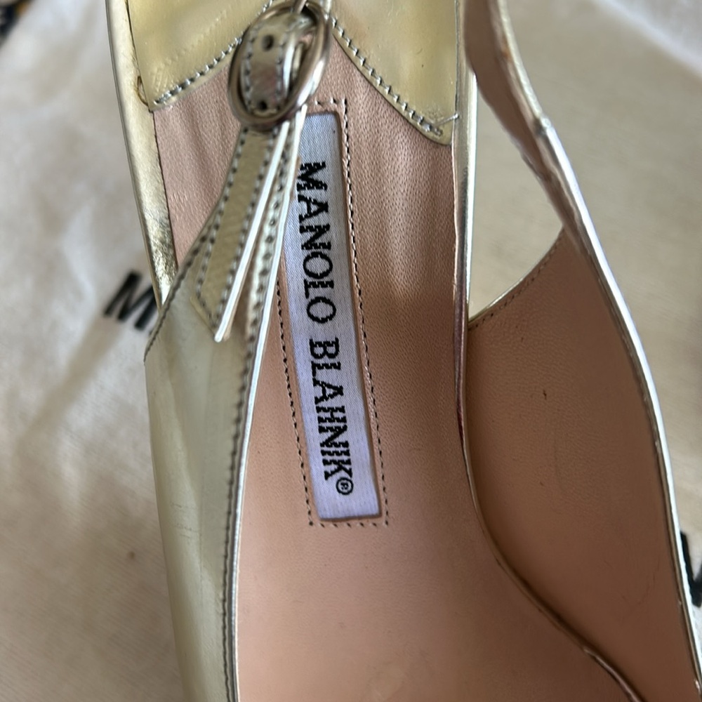 Gold Manolo Slingbacks - Picture 2 of 5